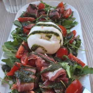 Entradas - Burrata