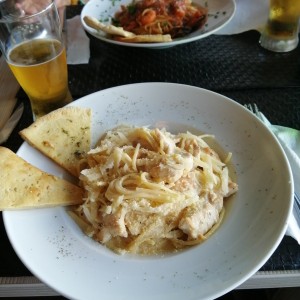 Espagueti con pollo