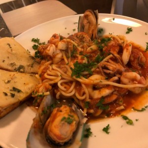Pastas - Frutti di mare muy rica!