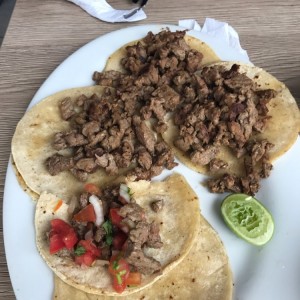 Tacos de Res - Bastante dura la carne