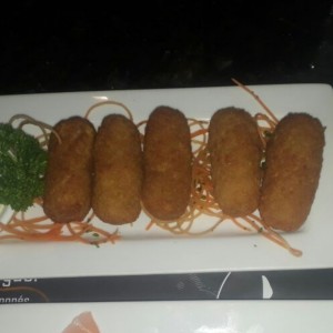 Entradas Calientes - Croqueta de cangrejo