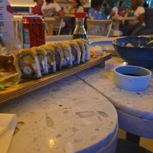 sushi tropical