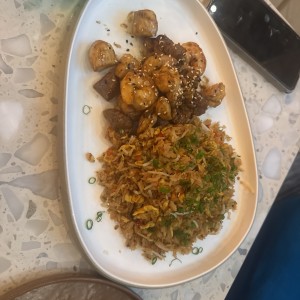 Mixto (pollo, filete y langostinos)