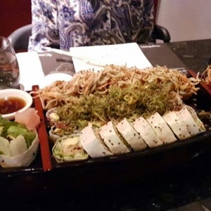 variedad de sushi. Buddah. Weed Roll. Tribu