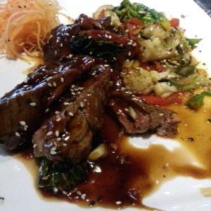 Platos Fuertes - Filete Tsugoi