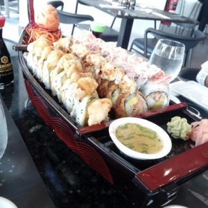 Rolls especiales: Ebi Rock, Kung Fu Panda, Ceviche Rol