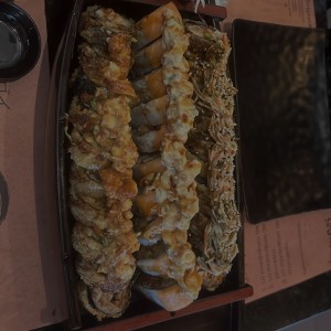 Barco de sushi con Kun fu panda, Sushi PTY y Tsugoi