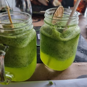Limonada con Hierba Buena