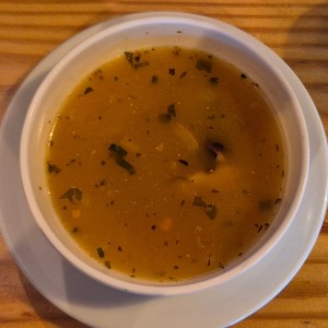 Consome de marisco de entrada