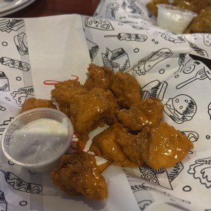WINGS - BONELESS WINGS Honey