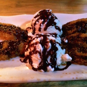 Banana Tempura con Helado