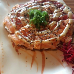 pizza sushi salmon