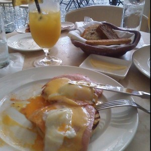 huevos benedictinos