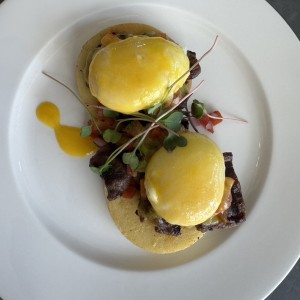Benedictino sobre Arepa 