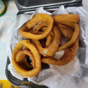 Aros de cebollas muy grasiento