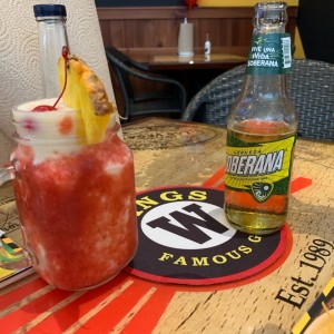 fresa colada + cerveza