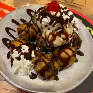 Fried oreos 