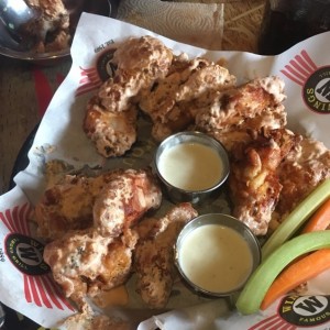 buffalo gravy wings