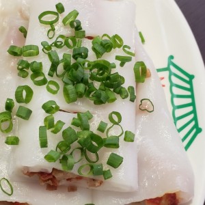 chow fun puerco