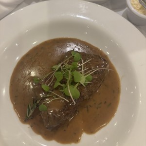 Filete de Novillo al Romero y Mantequilla