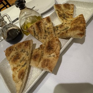 Entradas Calientes - Focaccia