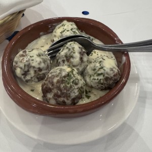 Albóndigas de Ternera a la Crema