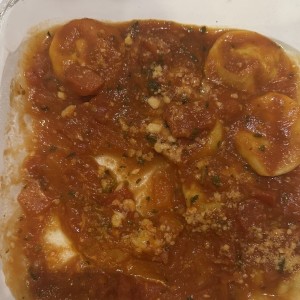 Tortellone relleno de ricotta y espinaca