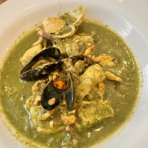 Corvina en salsa verde