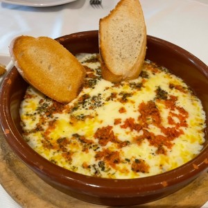 Queso fundido