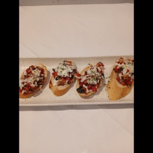 Bruschetta de Tomate y Mozarella