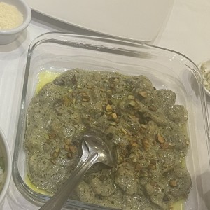 Tortellini Rellenos de Ternera al Pistacho