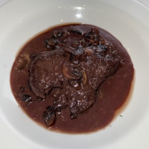 Fileto Bordolese (con Vino Tinto y Hongos)