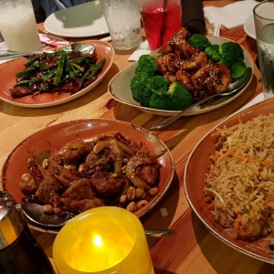 Ginger chicken with brocoli, Mongolian beef, Rice with shrimp