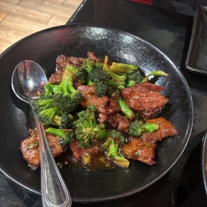 Lunch Bowl - Beef With Broccoli
