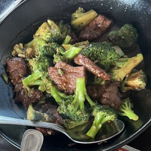 Lunch Bowl - Beef With Broccoli
