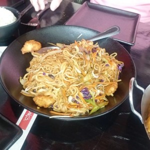 Lo Mein con Vegetales