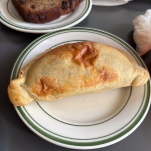 Empanada de carne picante