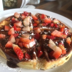 waffles de nutela con fresas