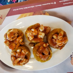 patacones rellenos de mariscos