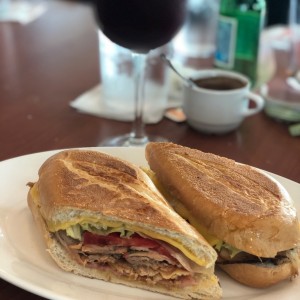 emparedado cubano