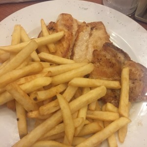 pollo a la plancha con papitas
