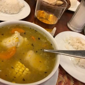 sancocho con arroz
