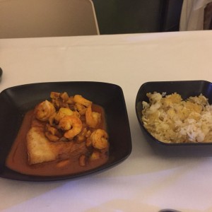 cazuela de pescado y concolon