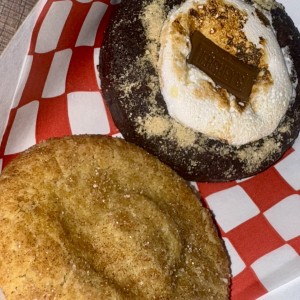 Galleta de churro rellena de manja