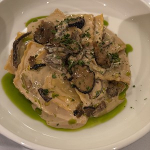 Ravioli al Funghi Porcini e Tartufo