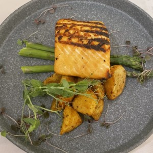 Salmone alla griglia