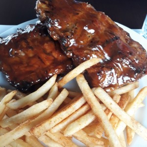 Costillas de Cerdo con Salsa BBQ