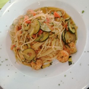 Espaguetis con camarones