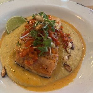 Salmone a la tropicale