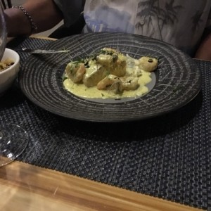 pescado con caramones